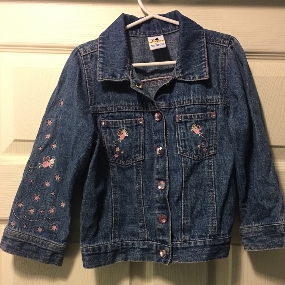 Girls jean jacket with fairy embroidery. Size 4T